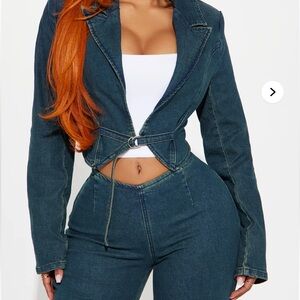 Fashion Nova Hayze Stretch Tinted Denim Blazer - Dark Wash size small